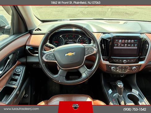 Used 2019 Chevrolet Traverse High Country AWD/4WD image 21
