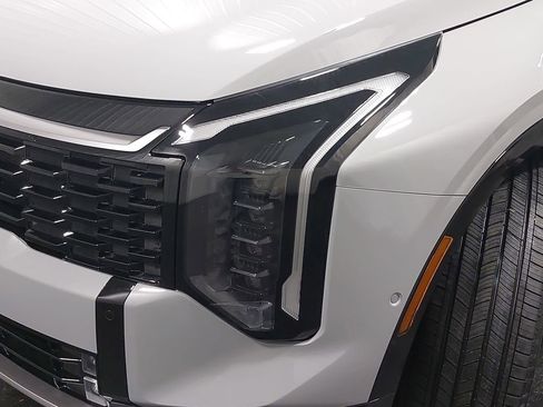 New 2026 Kia Sportage SX image 34