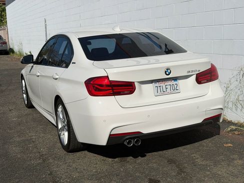 Used 2016 BMW 330e 330e Sedan 4D image 4