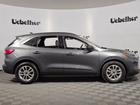 Used 2022 Ford Escape SE image 8