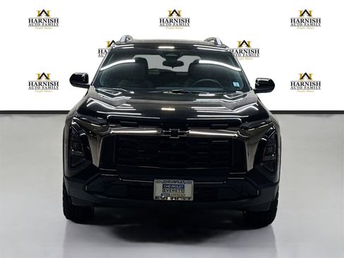 New 2025 Chevrolet Equinox ACTIV image 2