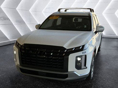 Used 2023 Hyundai Palisade Limited image 1
