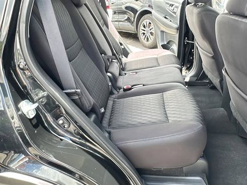 Used 2017 Nissan Rogue SV w/ Midnight Edition FWD image 28