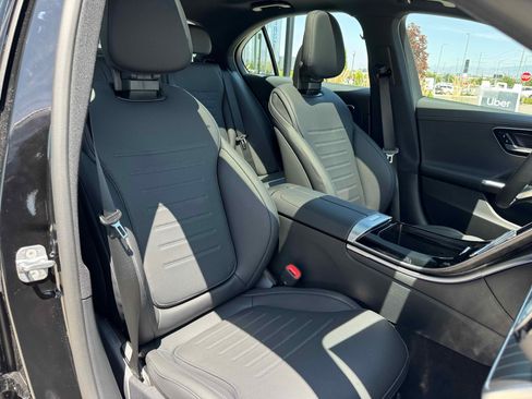 New 2025 Mercedes-Benz C 300 4MATIC Sedan image 29