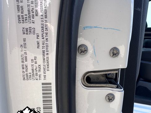 Used 2024 RAM 3500 Big Horn image 24