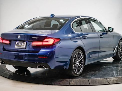 Used 2023 BMW 530i w/ Premium Package RWD image 4