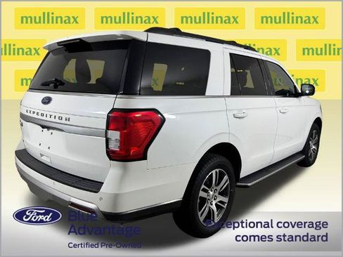 Certified 2023 Ford Expedition XLT RWD image 4