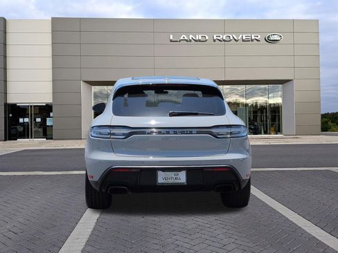Used 2024 Porsche Macan Turbo AWD/4WD image 6
