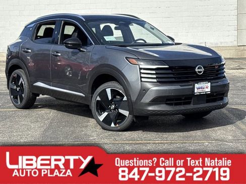 New 2025 Nissan Kicks SR image 1