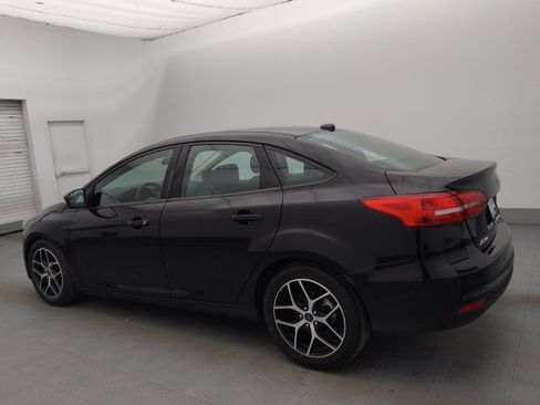 Used 2017 Ford Focus SEL image 3