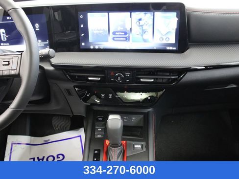 New 2026 Nissan Kicks SR w/ SR Premium Package image 19