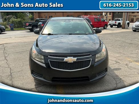 Used 2012 Chevrolet Cruze LS w/ Connectivity Package FWD image 1