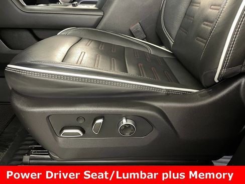 Used 2024 GMC Sierra 2500 AT4X image 12