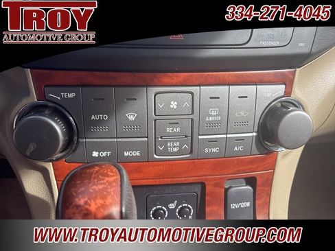 Used 2010 Toyota Highlander Limited image 37