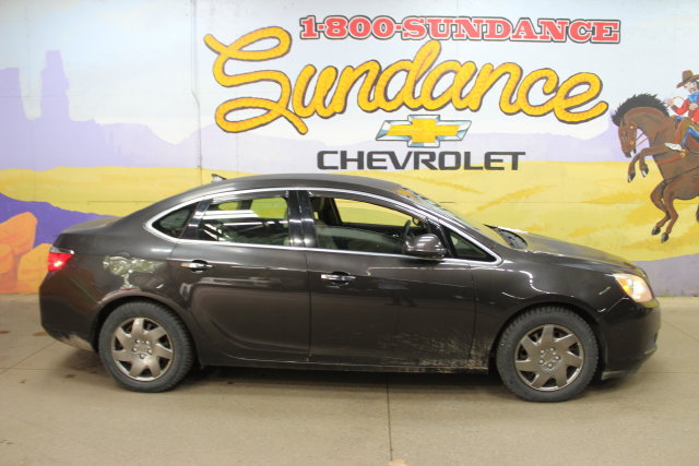 Used 2013 Buick Verano FWD image 1
