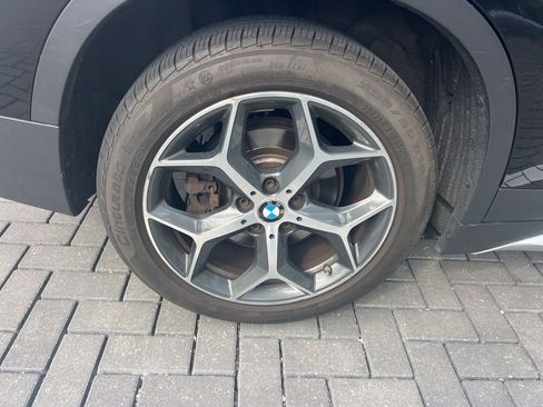 Used 2017 BMW X1 xDrive28i image 11