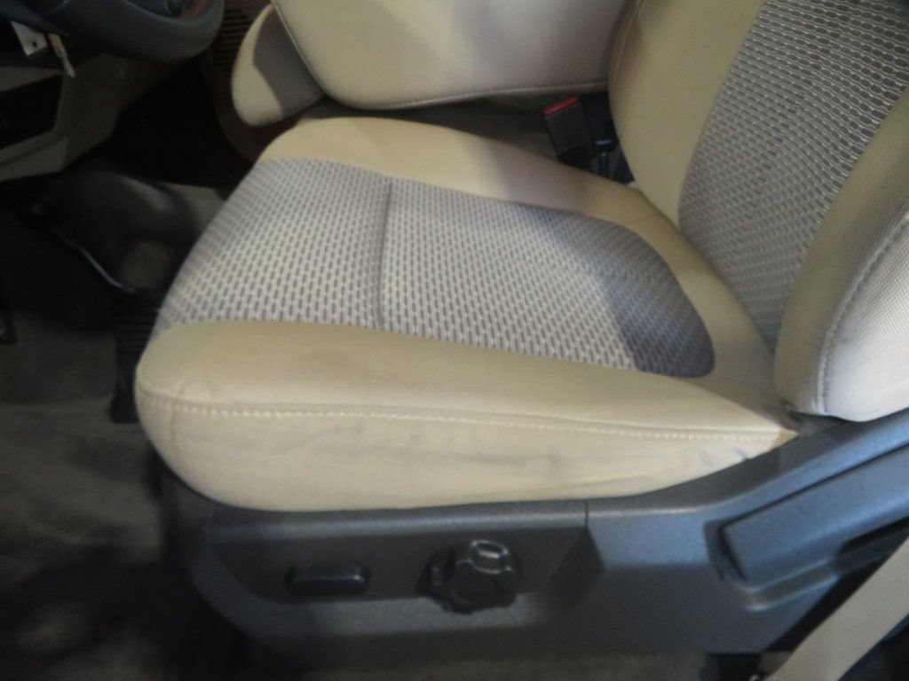 Used 2013 Ford F250 XLT w/ XLT Interior Pkg AWD/4WD image 22