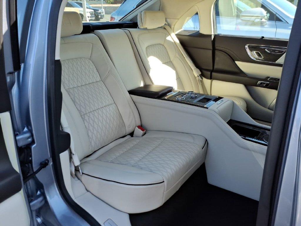 Used 2019 Lincoln Continental Black Label w/ Rear Seat Package AWD/4WD image 51