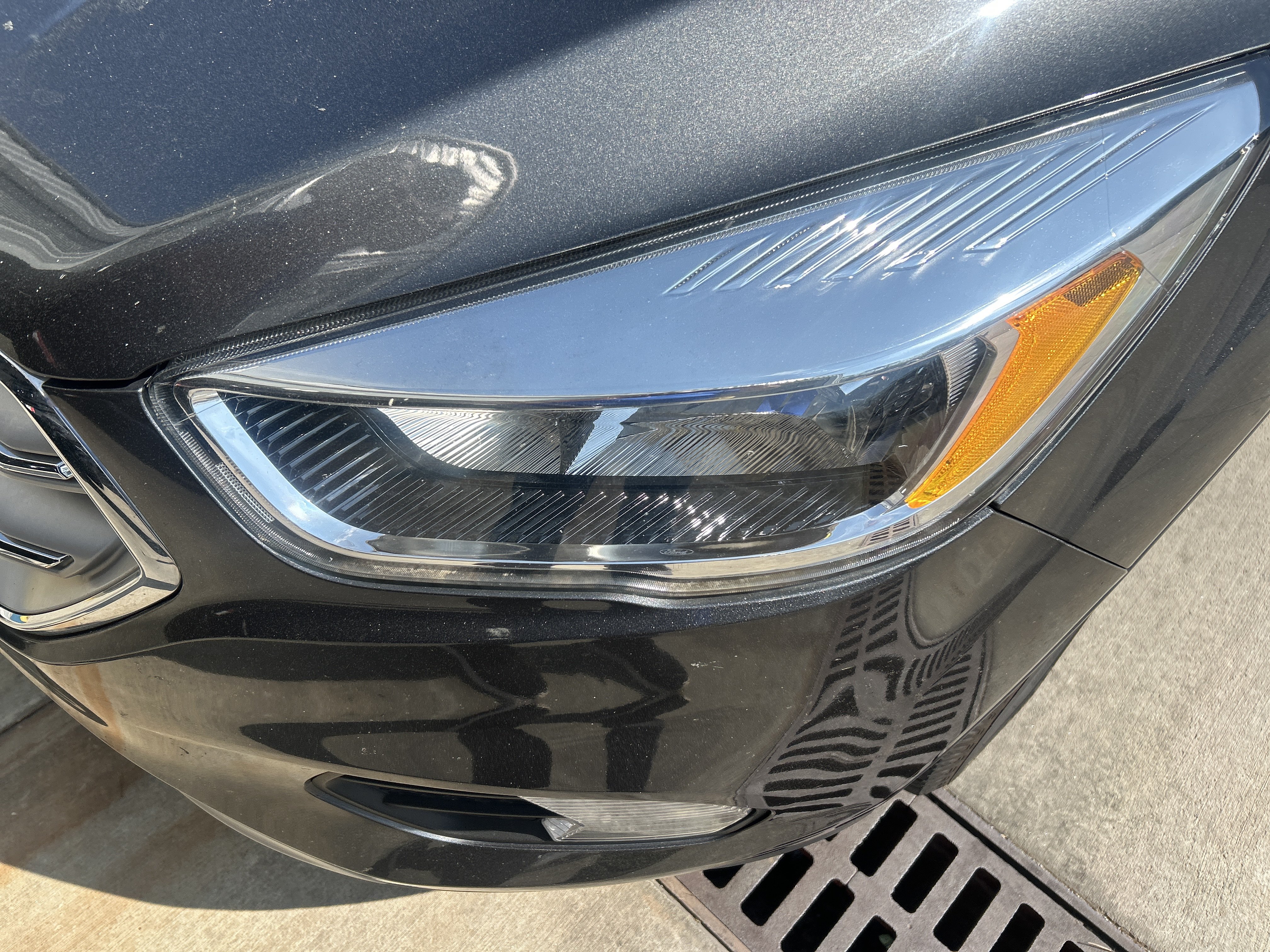 Used 2018 Ford Escape SE FWD image 11