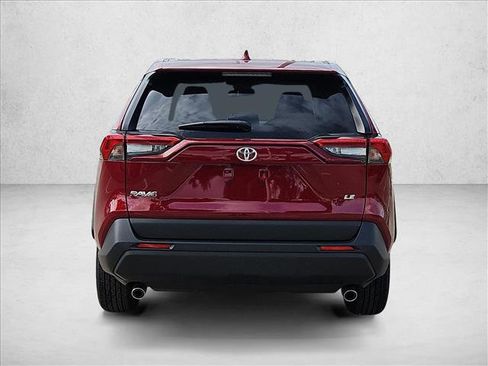 Used 2025 Toyota RAV4 LE image 7