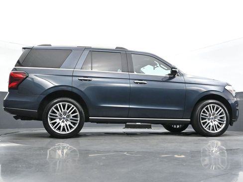 Used 2022 Ford Expedition Limited image 58