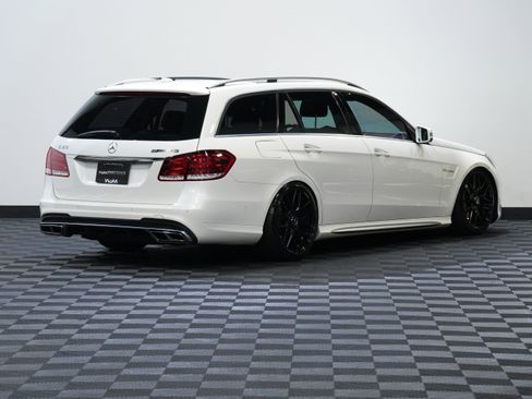 Used 2014 Mercedes-Benz E 63 AMG S-Model w/ Driver Assistance Package image 6