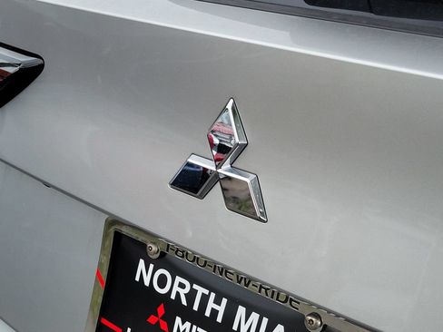 Used 2026 Mitsubishi Outlander ES FWD image 8