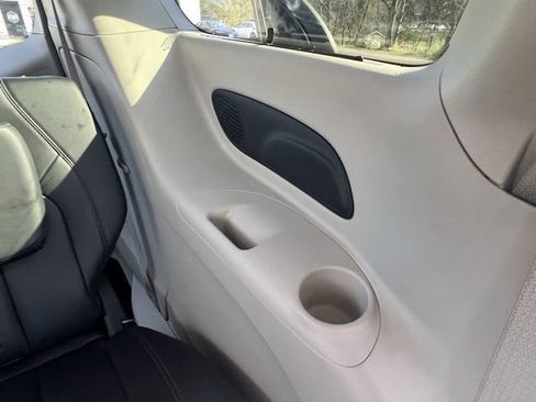 Used 2020 Chrysler Pacifica Touring-L Plus w/ Advanced Safetytec Group image 25