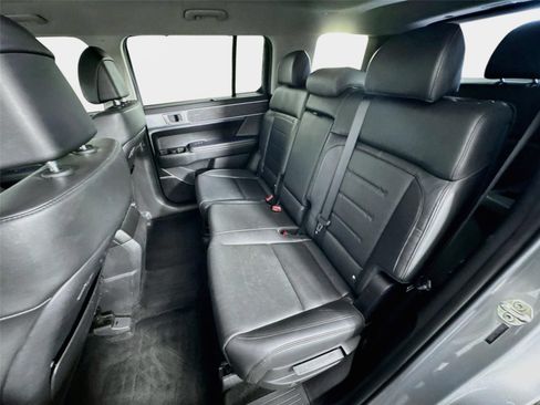 Used 2024 Hyundai Santa Fe Limited FWD image 24