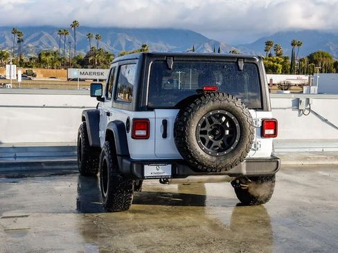 Used 2022 Jeep Wrangler Sport S image 7