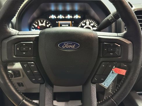 Used 2020 Ford F150 XLT w/ Equipment Group 302A Luxury image 15