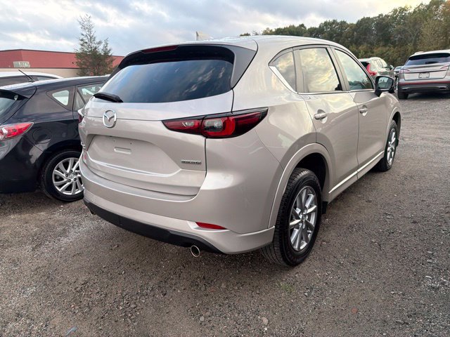 Used 2024 MAZDA CX-5 AWD 2.5 S w/ Select Package image 5