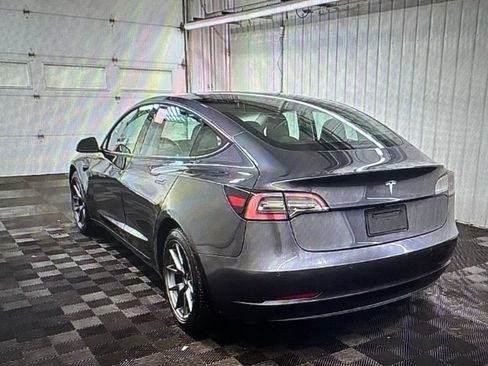 Used 2021 Tesla Model 3 Standard Range Plus RWD image 2