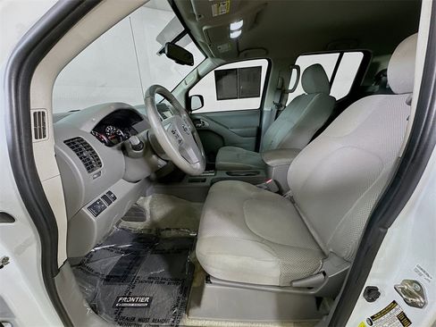 Used 2018 Nissan Frontier SV w/ Value Truck Package image 14