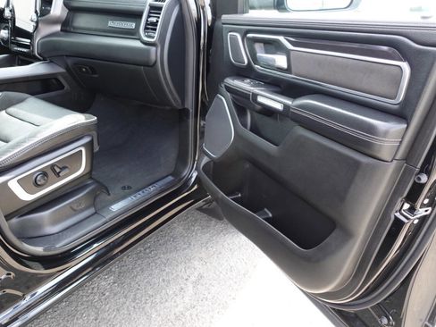Used 2022 RAM 1500 Laramie AWD/4WD image 40