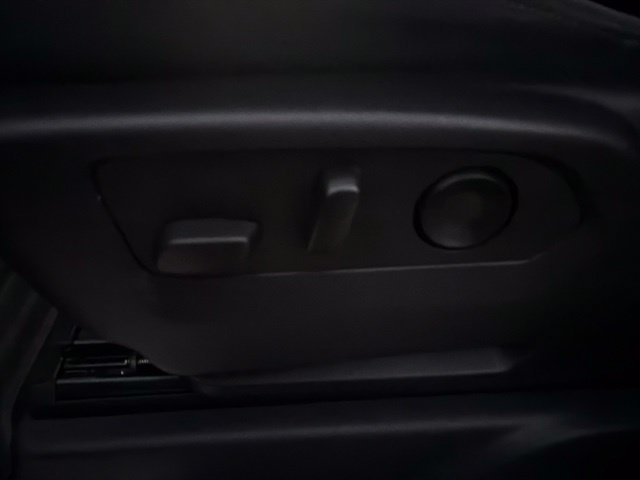 Used 2024 Chevrolet Silverado 1500 LT AWD/4WD image 13