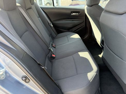 Used 2021 Toyota Corolla LE FWD image 21