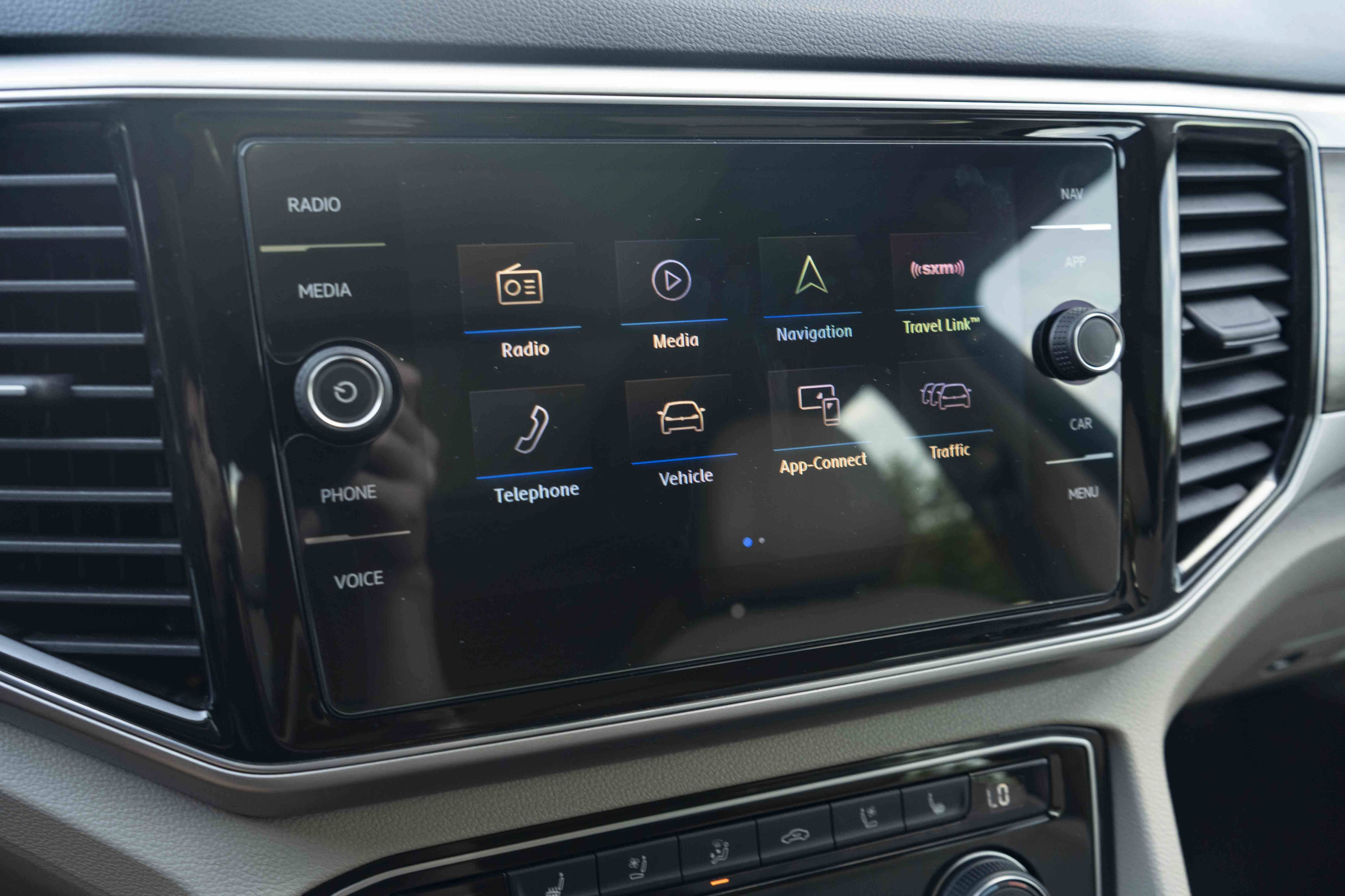 Used 2019 Volkswagen Atlas SEL Premium AWD/4WD image 28