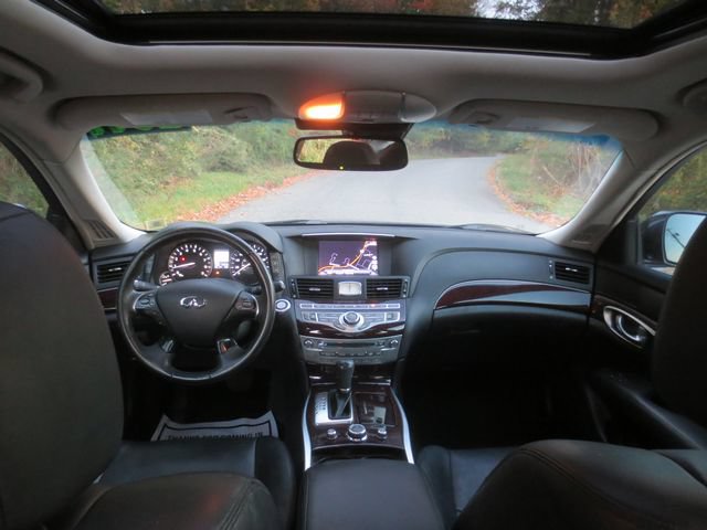 Used 2011 INFINITI M37 x w/ Premium Pkg AWD/4WD image 8