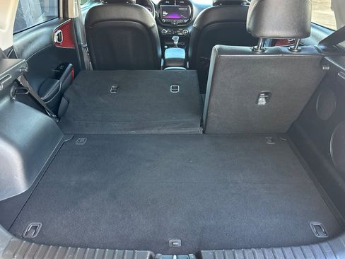 Used 2023 Kia Soul GT-Line w/ GT-Line Technology Package FWD image 16
