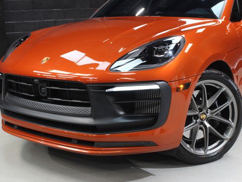 Used 2023 Porsche Macan GTS w/ Premium Package Plus image 5