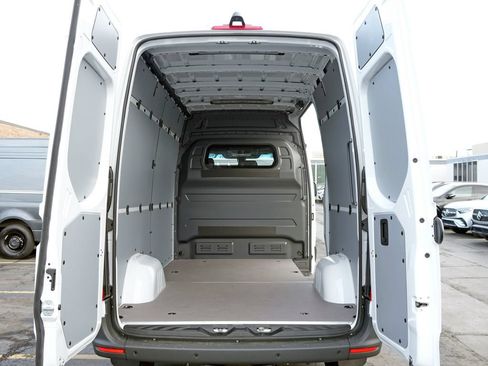 New 2026 Mercedes-Benz Sprinter 2500 image 5