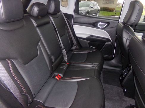 Used 2022 Jeep Compass Limited AWD/4WD image 28