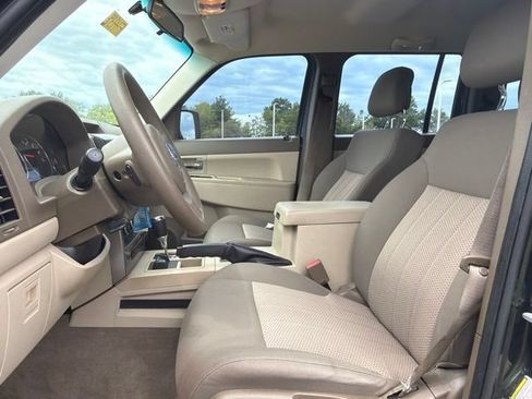 Used 2011 Jeep Liberty Sport w/ Trailer Tow Class III Group AWD/4WD image 23