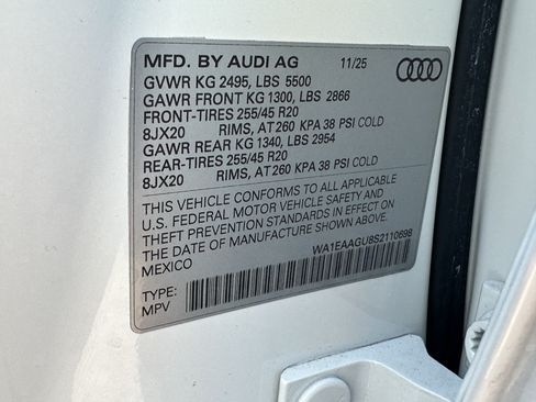 Certified 2025 Audi Q5 Premium Plus w/ Premium Plus AWD/4WD image 37