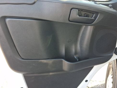 Used 2026 RAM ProMaster 2500 w/ Convenience Group FWD image 16