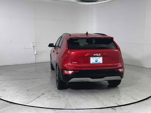 Used 2024 Kia Niro Wind image 3