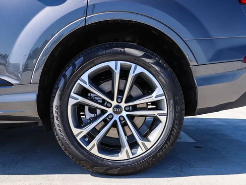 New 2026 Audi Q7 2.0T Premium image 13
