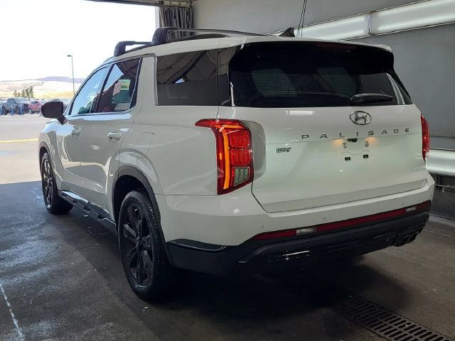 Used 2023 Hyundai Palisade XRT FWD image 3