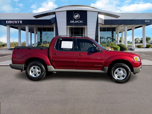 Used 2001 Ford Explorer Sport Trac 4x4 image 2